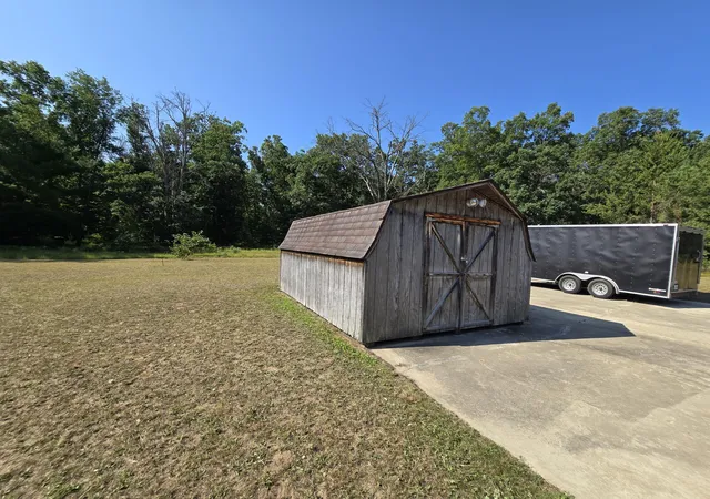 4th image of 6809 N Centerline Rd, White Cloud, MI 49349 | MLS# 65026042760