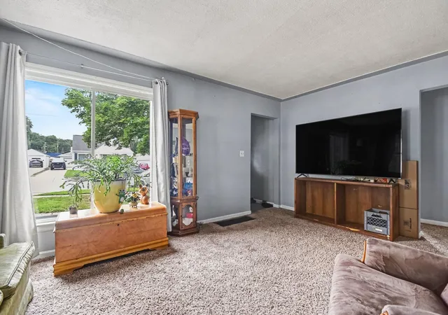 2nd image of 3658 Badger Ave Sw, Wyoming, MI 49509 | MLS# 65026042756