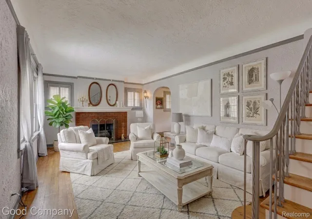 Photo 1 of Sale Pending at 6464 Coleman St, Dearborn, MI 48126 | MLS# 20261064697 | Listing updated on 2026-09-11