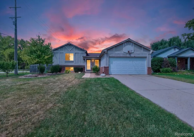 Photo 1 of Sale Pending at 1686 Heritage Dr, Canton, MI 48188 | MLS# 20261064698 | Listing updated on 2026-09-05
