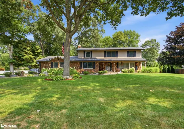 1st image of 6185 Golfview Dr, Burton, MI 48509 | MLS# 58050218551