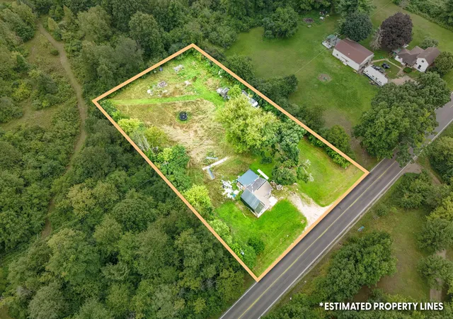 Photo 2 of Single family home for sale at 1451 S Hillsdale Rd, Hillsdale, MI 49242 | MLS# 53026042768 | Listing updated on 2026-08-14