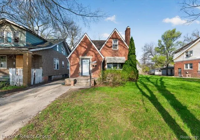Photo 3 of Single family home for sale at 19345 Omira St, Highland Park, MI 48203 | MLS# 20261064714 | Listing updated on 2026-08-14