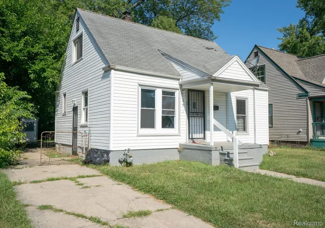 Photo 2 of Single family home for sale at 9637 Auburn St, Detroit, MI 48228 | MLS# 20261064719 | Listing updated on 2026-10-05
