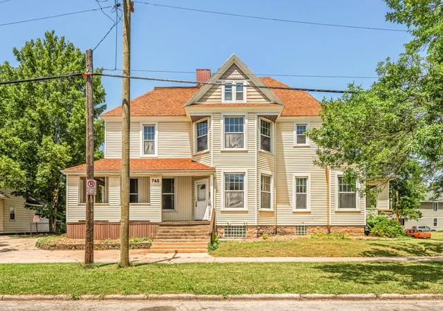Photo 3 of Single family home for sale at 103 National Ave Nw, Grand Rapids, MI 49504 | MLS# 72026042792 | Listing updated on 2026-08-31