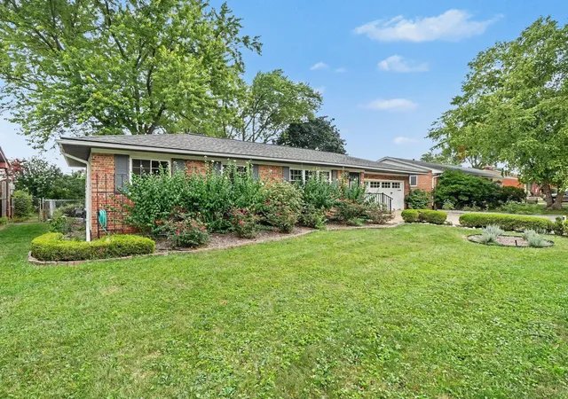 Photo 2 of Single family home for sale at 2004 Suffolk Ave, Ann Arbor, MI 48103 | MLS# 81026042779 | Listing updated on 2026-08-24