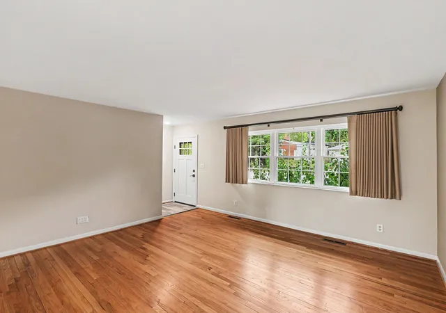 Photo 3 of Single family home for sale at 2004 Suffolk Ave, Ann Arbor, MI 48103 | MLS# 81026042779 | Listing updated on 2026-08-24