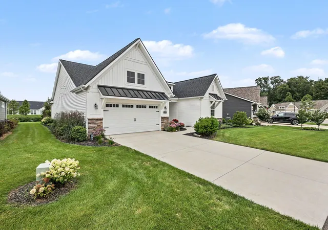 Photo 3 of Condo for sale at 2939 Isle Water Dr, Belmont, MI 49306 | MLS# 65026042782 | Listing updated on 2026-09-16
