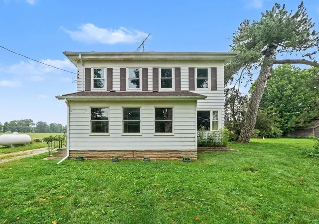 1st image of 8857 Beeman Rd, Chelsea, MI 48118 | MLS# 81026042793