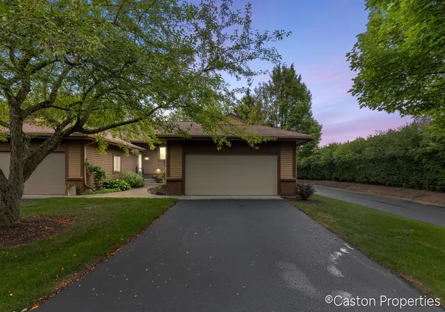 Photo 1 of Sale Pending at 642 Bradford Pl Ne, Grand Rapids, MI 49525 | MLS# 65026042806 | Listing updated on 2026-08-27