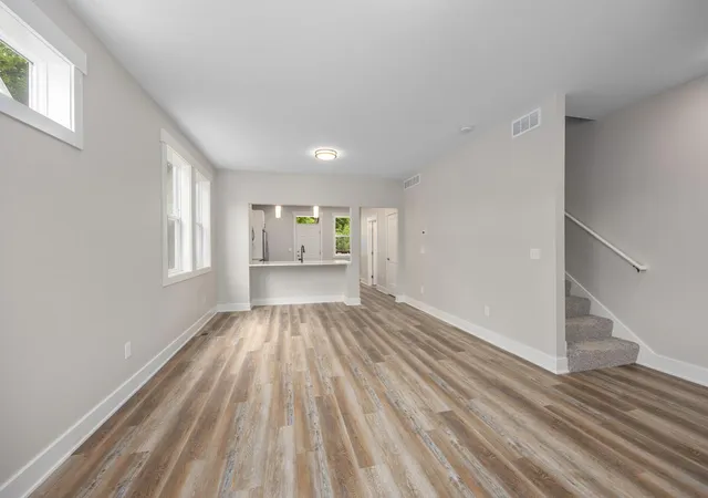 Photo 4 of Single family home for sale at 411 Fuller Ave SE, Grand Rapids, MI 49506 | MLS# 71026042811 | Listing updated on 2026-09-01