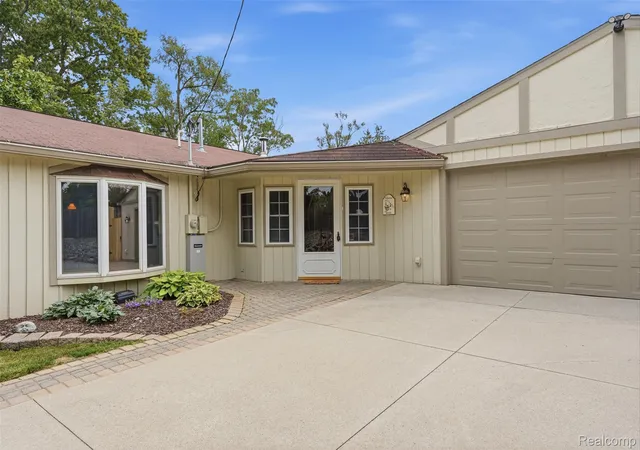 3rd image of 10286 7 Mile Rd, Northville, MI 48167 | MLS# 20261064750