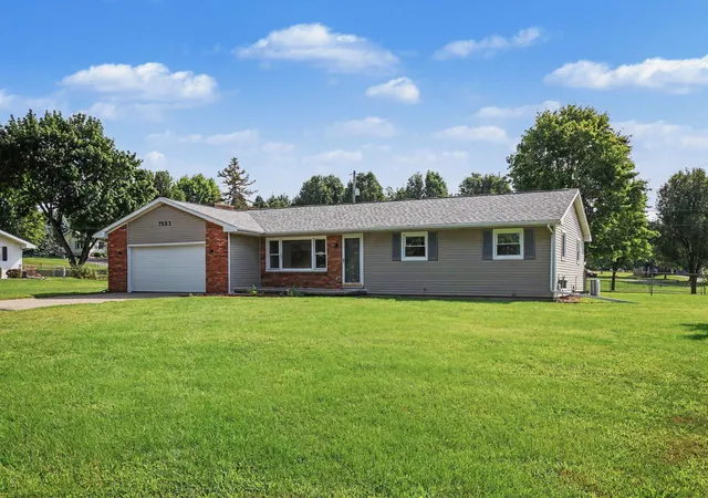 Photo 3 of Single family home for sale at 7553 Napoleon Rd, Jackson, MI 49201 | MLS# 81026042814 | Listing updated on 2026-09-15
