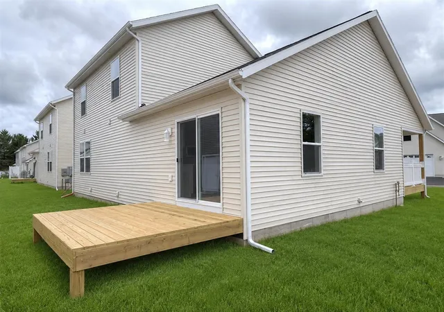 2nd image of 2839 Ruby St, Traverse City, MI 49684 | MLS# 78080072368