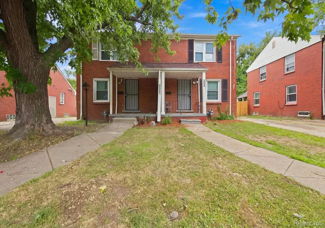 Photo 3 of Single family home for sale at 8882 Evergreen Ave, Detroit, MI 48228 | MLS# 20261064761 | Listing updated on 2026-08-15