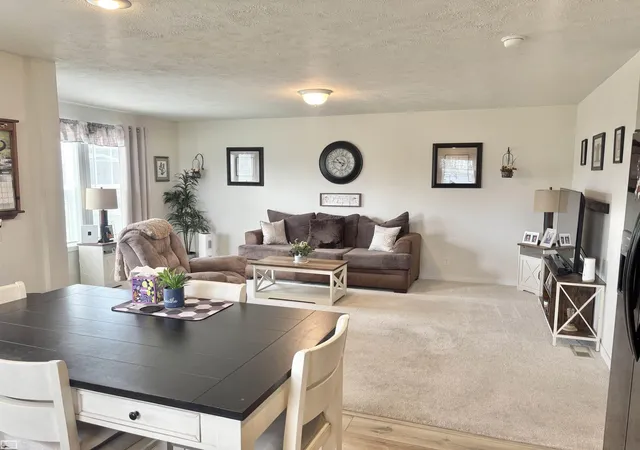 24th image of 33414 Oak Ct, Lenox, MI 48048 | MLS# 58050218574