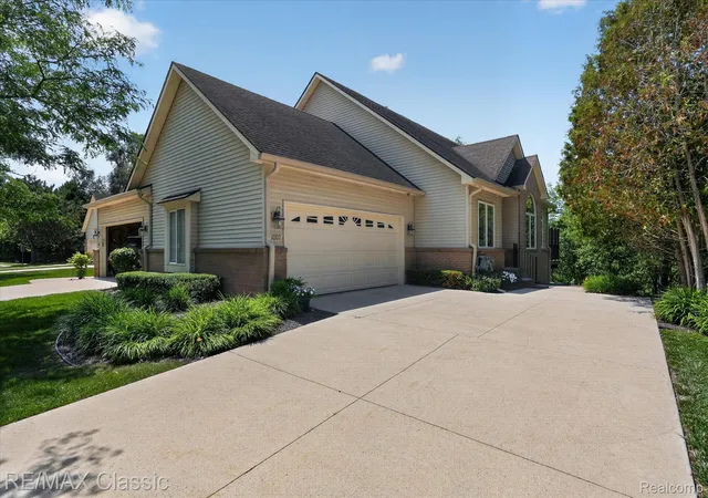 1st image of 1007 Bird Song Ln #4, Milford, MI 48381 | MLS# 20261064763