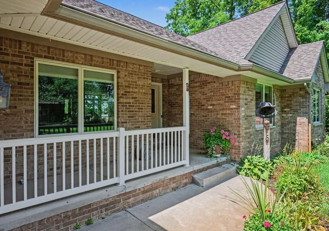 Photo 4 of Single family home for sale at 51408 Summit St, Paw Paw, MI 49079 | MLS# 66026042828 | Listing updated on 2026-08-25