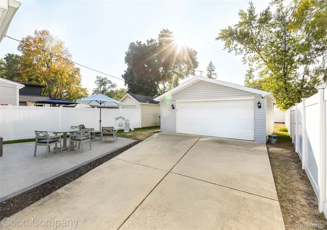 42nd image of 1701 N Altadena Ave, Royal Oak, MI 48067 | MLS# 20261064768