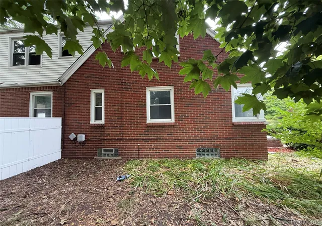 Photo 3 of Single family home for sale at 20045 Ward St, Detroit, MI 48235 | MLS# 20261064771 | Listing updated on 2026-08-17