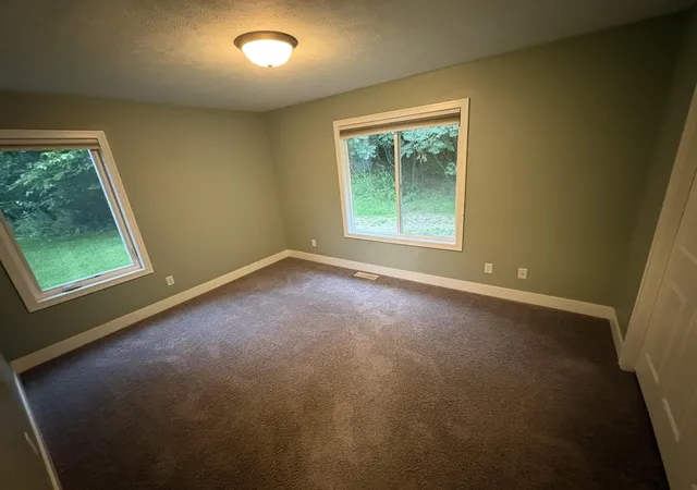 5th image of 4207 Sand Vly Dr NE, Rockford, MI 49341