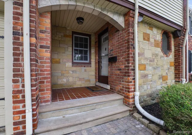 Photo 2 of Single family home for sale at 429 Moran Rd, Grosse Pointe Farms, MI 48236 | MLS# 20261064802 | Listing updated on 2026-09-15