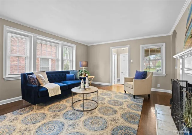 Photo 4 of Single family home for sale at 429 Moran Rd, Grosse Pointe Farms, MI 48236 | MLS# 20261064802 | Listing updated on 2026-09-15