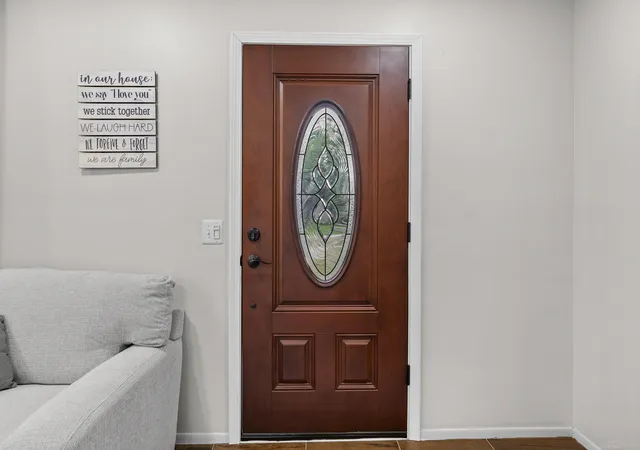 Listing Photo 5 - Condo for sale in building located at 29011 Scarborough Dr, Warren, MI 48088