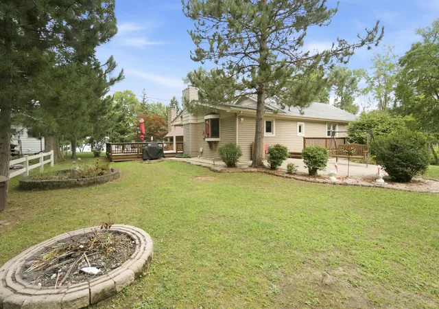 Single family home for sale at 94482 Dr A, PorterTownship_VanBuren, MI 49065 | MLS# 66026042865