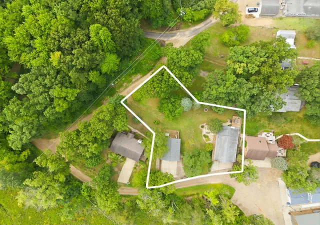 Photo 3 of Single family home for sale at 94482 Dr A, Porter Township Van Buren, MI 49065 | MLS# 66026042865 | Listing updated on 2026-10-07