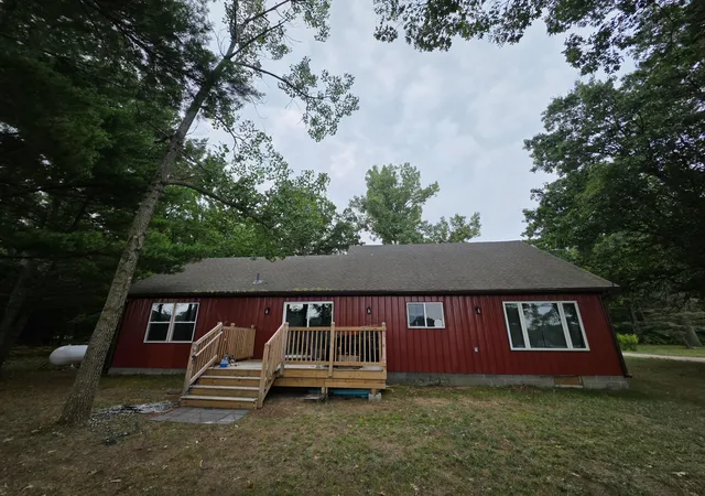 Photo 1 of Single family home for sale at 1106 Park Ave, Twin Lake, MI 49457 | MLS# 71026042862 | Listing updated on 2026-08-21