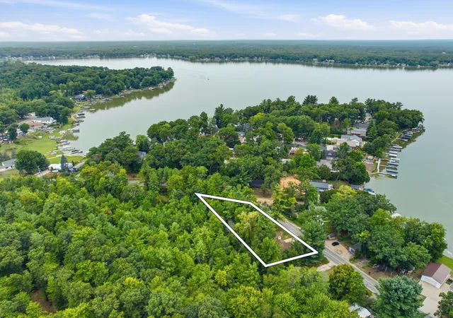 26th image of 1508 E Hess Lake Dr, Grant, MI 49327 | MLS# 72026042866