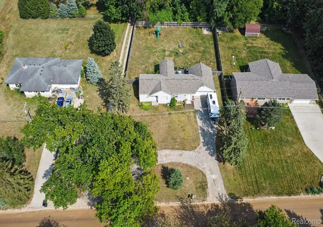 Photo 2 of Single family home for sale at 249 S Coats Rd, Oxford Charter Township Oakland, MI 48371 | MLS# 20261064816 | Listing updated on 2026-08-25