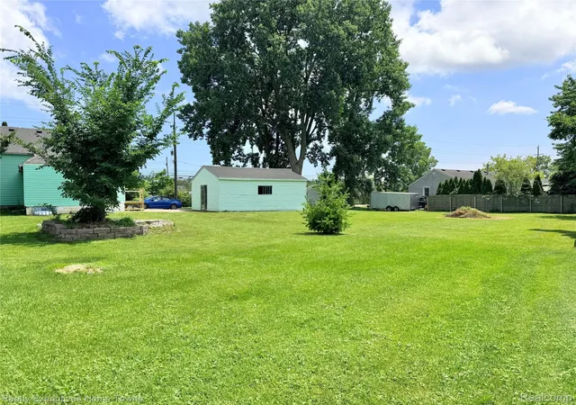 5th image of 38303 Little Mack Ave, Clinton Township, MI 48036 | MLS# 20261064819