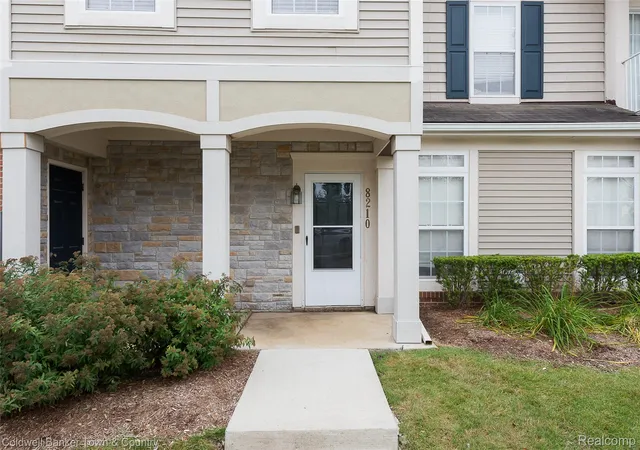 Photo 3 of Condo for sale at 8210 Addington Dr #91, Commerce Township, MI 48390 | MLS# 20261064825 | Listing updated on 2026-09-12