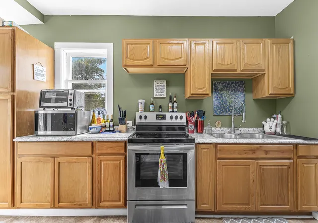 Photo 3 of Single family home for sale at 328 Howard St, Cadillac, MI 49601 | MLS# 78080072383 | Listing updated on 2026-09-27