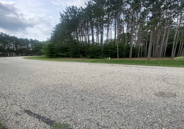 Photo 4 of Land for sale at 413 Maplebrooke Ln, Cadillac, MI 49601 | MLS# 78080072385 | Listing updated on 2026-09-04