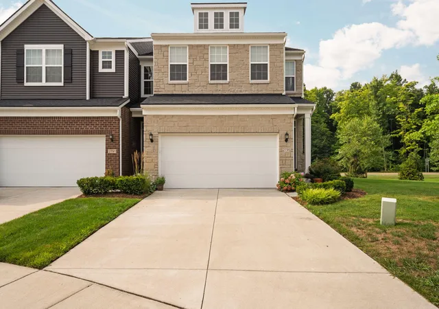 2nd image of 2795 Willow Ct, Pittsfield Charter Township Washtenaw, MI 48108 | MLS# 81026042886