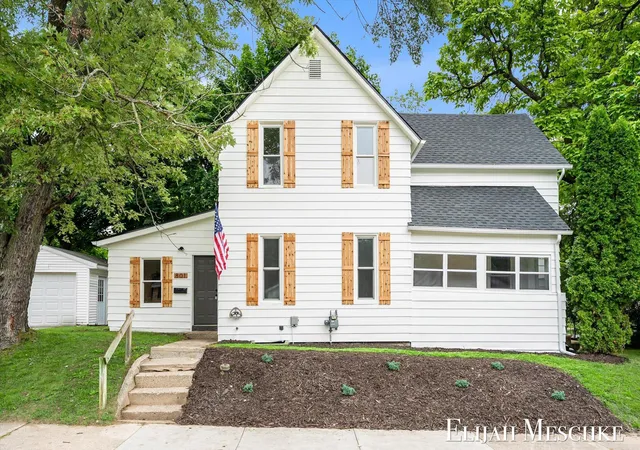 Photo 1 of Sale Pending at 801 Coldbrook St Ne, Grand Rapids, MI 49503 | MLS# 65026042882 | Listing updated on 2026-08-22