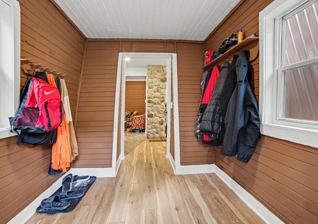 Photo 3 of Single family home for sale at 6859 Clover Rd, Twin Lake, MI 49457 | MLS# 67026042884 | Listing updated on 2026-09-08