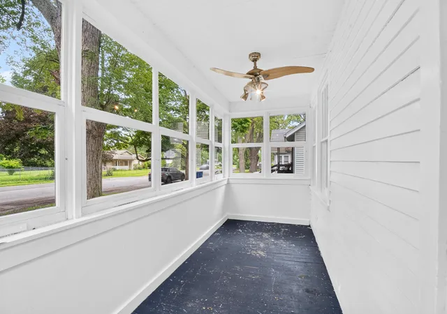 2nd image of 712 Fenimore Ave, Kalamazoo, MI 49048 | MLS# 66026042890