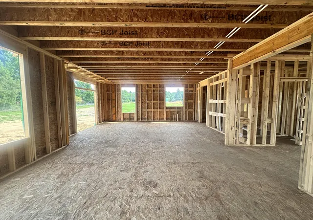 3rd image of 2147 Emerald Shore Cir Ne, Grand Rapids Charter Township Kent, MI 49505 | MLS# 65026042897