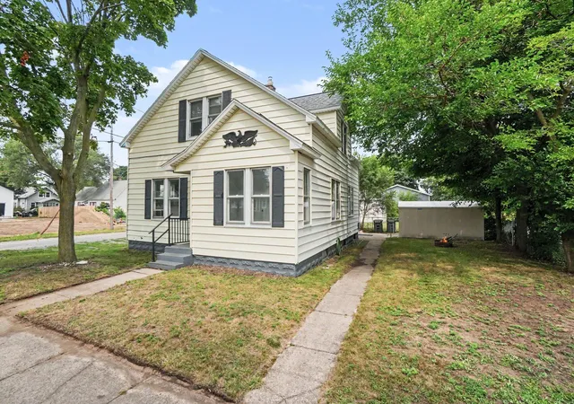 Photo 3 of Multi family home for sale at 2224 Denmark St, Muskegon, MI 49441 | MLS# 71026042895 | Listing updated on 2026-09-03