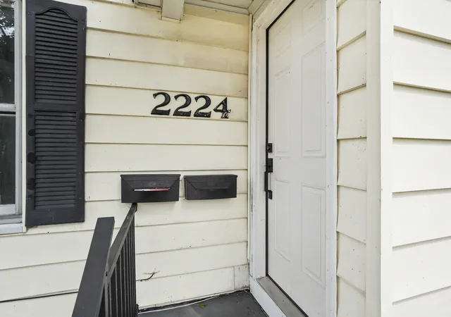 Listing Photo 4 - Condo for sale in building located at 2224 Denmark St, Muskegon, MI 49441