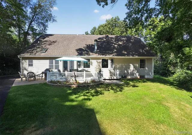 5th image of 1917 S Milford Rd, Milford, MI 48381 | MLS# 20261064862
