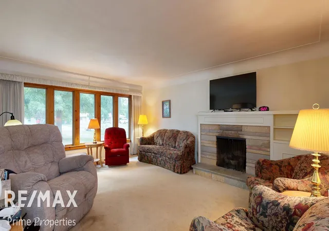 Photo 4 of Single family home for sale at 11394 Sunset Dr, Clio, MI 48420 | MLS# 5050218617 | Listing updated on 2026-08-28