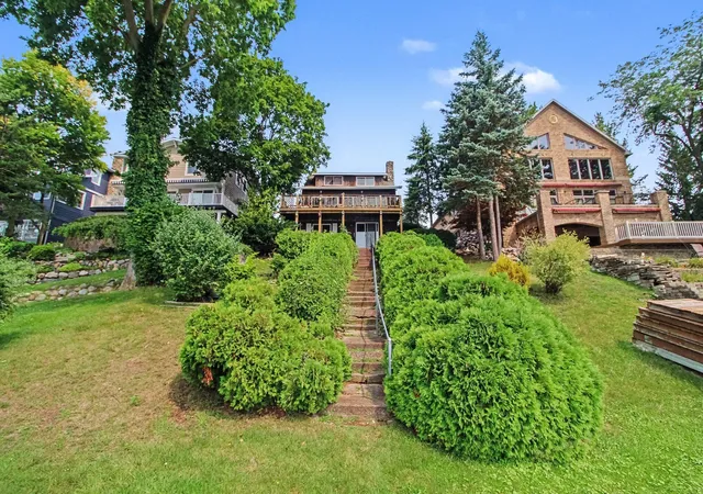 2nd image of 1865 Wamplers Heights Dr, Brooklyn, MI 49230 | MLS# 55026042908