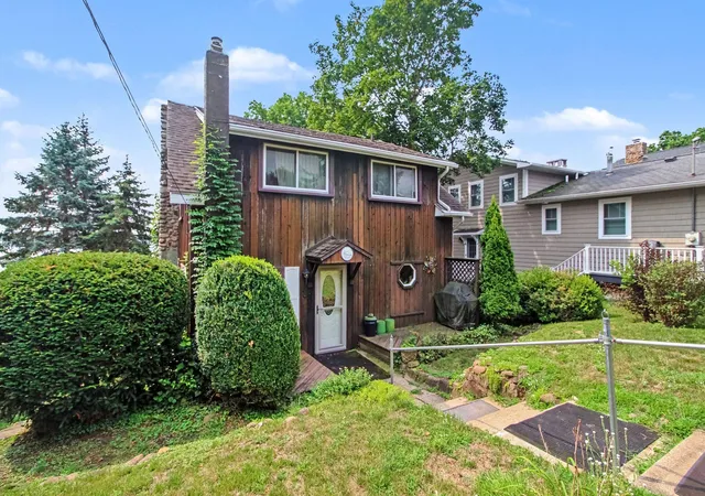Photo 4 of Single family home for sale at 1865 Wamplers Hts Dr, Brooklyn, MI 49230 | MLS# 55026042908 | Listing updated on 2026-09-09