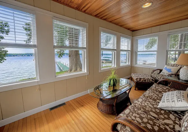 Photo 4 of Single family home for sale at 1914 Forest Dr, Portage, MI 49002 | MLS# 66026042910 | Listing updated on 2026-09-14