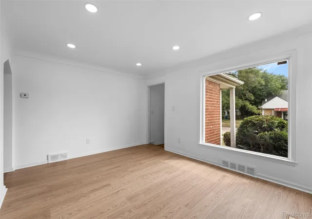 Photo 3 of Single family home for sale at 18217 Archdale St, Detroit, MI 48235 | MLS# 20261064868 | Listing updated on 2026-09-24